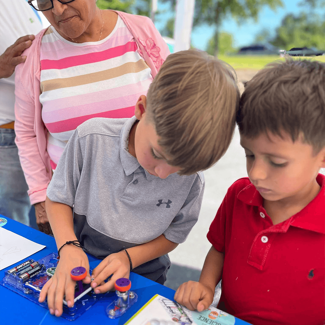 Sparking Curiosity in the Community